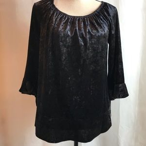 NWT Zac & Rachel Black Top